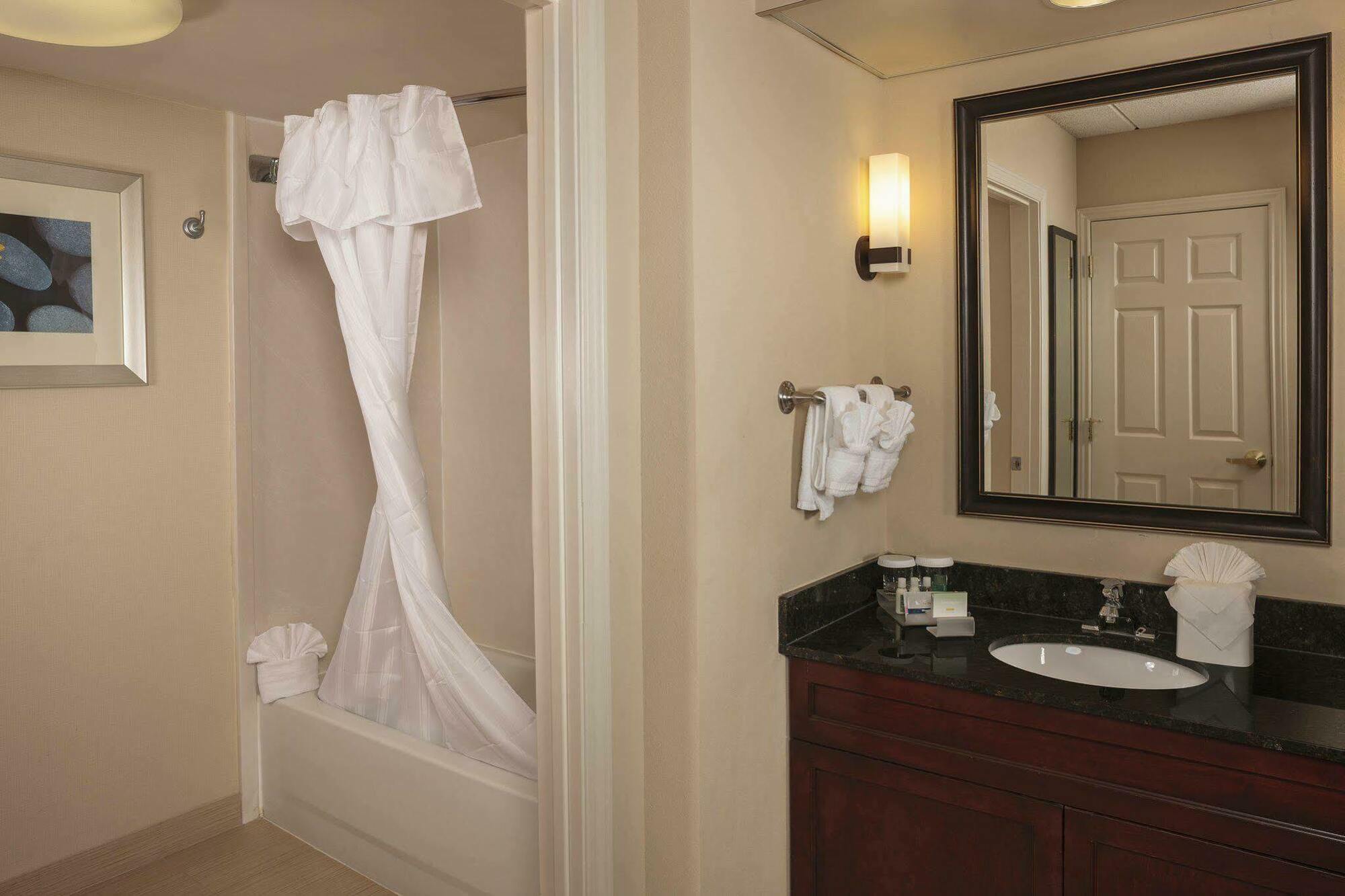 Homewood Suites By Hilton Dallas Market Center Dış mekan fotoğraf