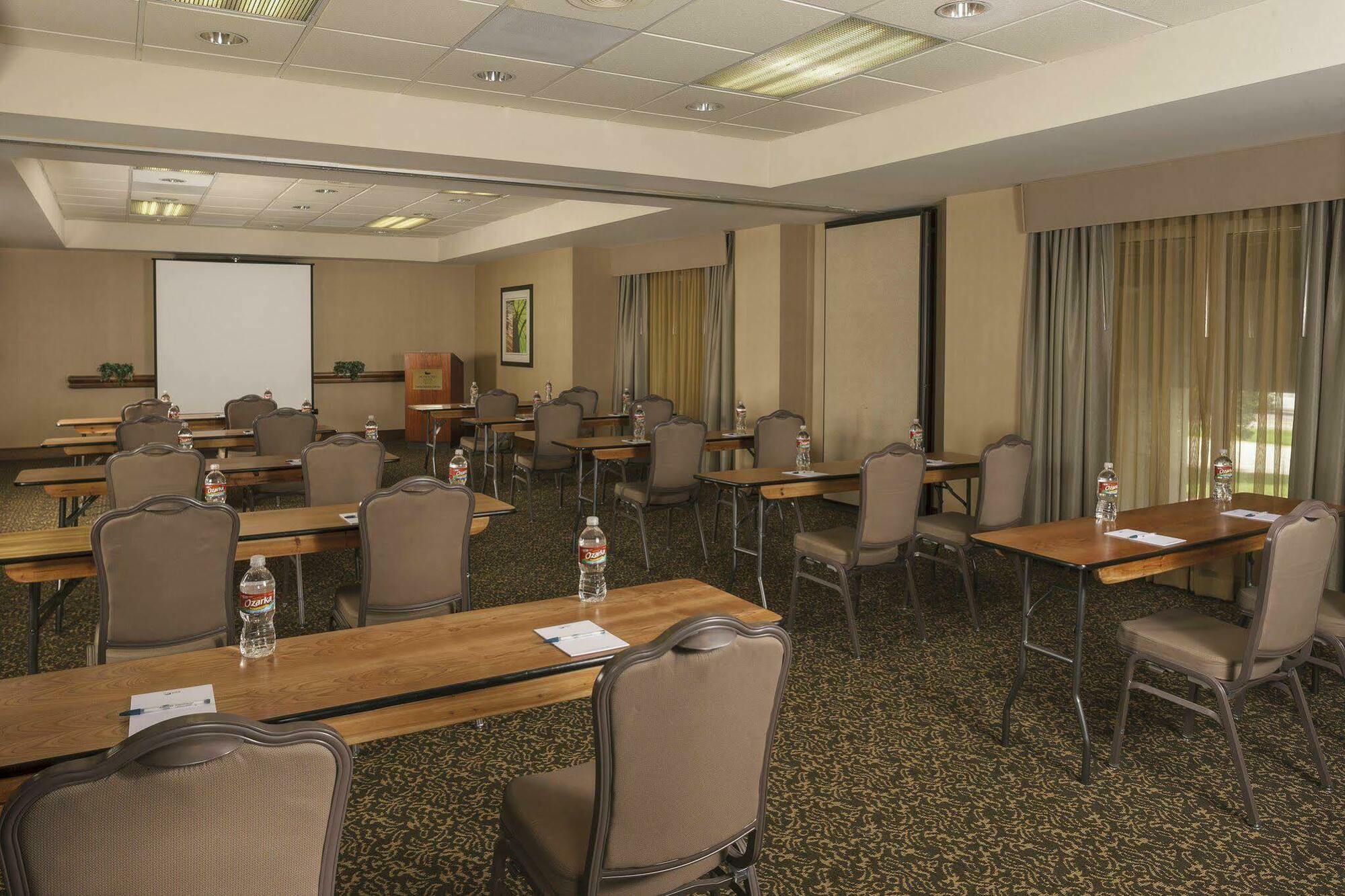 Homewood Suites By Hilton Dallas Market Center Dış mekan fotoğraf